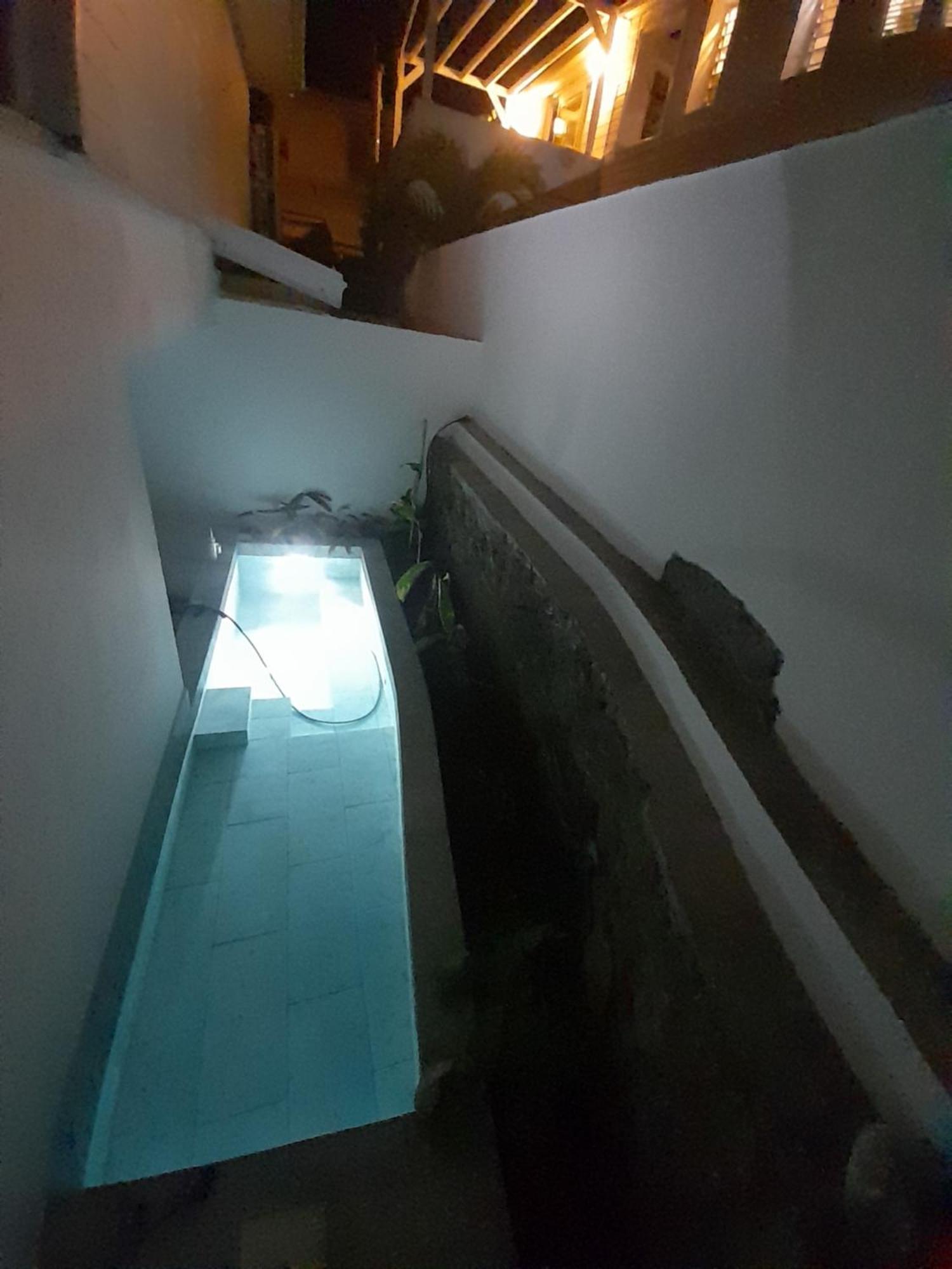 Hotel La Kaz Banian Saint Pierre Esterno foto